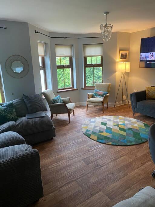 Villa Cheerful 4-Bed Townhouse In Centre Of Newcastle Newcastle  Esterno foto