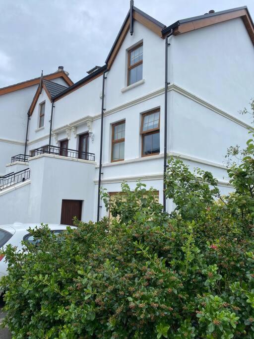 Villa Cheerful 4-Bed Townhouse In Centre Of Newcastle Newcastle  Esterno foto