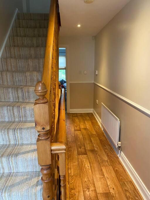 Villa Cheerful 4-Bed Townhouse In Centre Of Newcastle Newcastle  Esterno foto