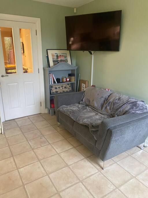 Villa Cheerful 4-Bed Townhouse In Centre Of Newcastle Newcastle  Esterno foto